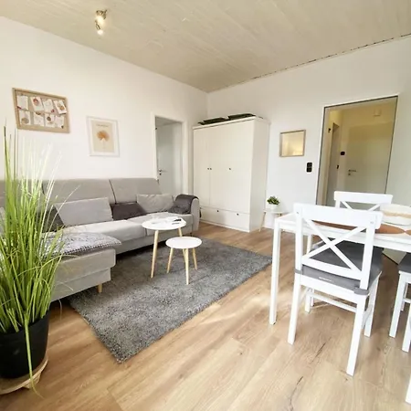 Ferien Im Wangerland - Haus Wiesenweg - Ferienwohnung 1 1Og Horumersiel Exterior foto